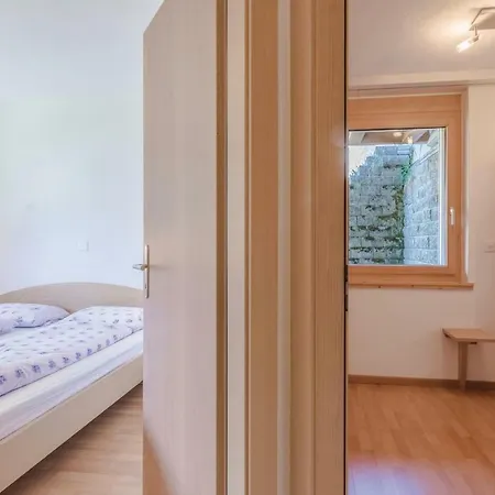 Chalet Alpin-snowball *